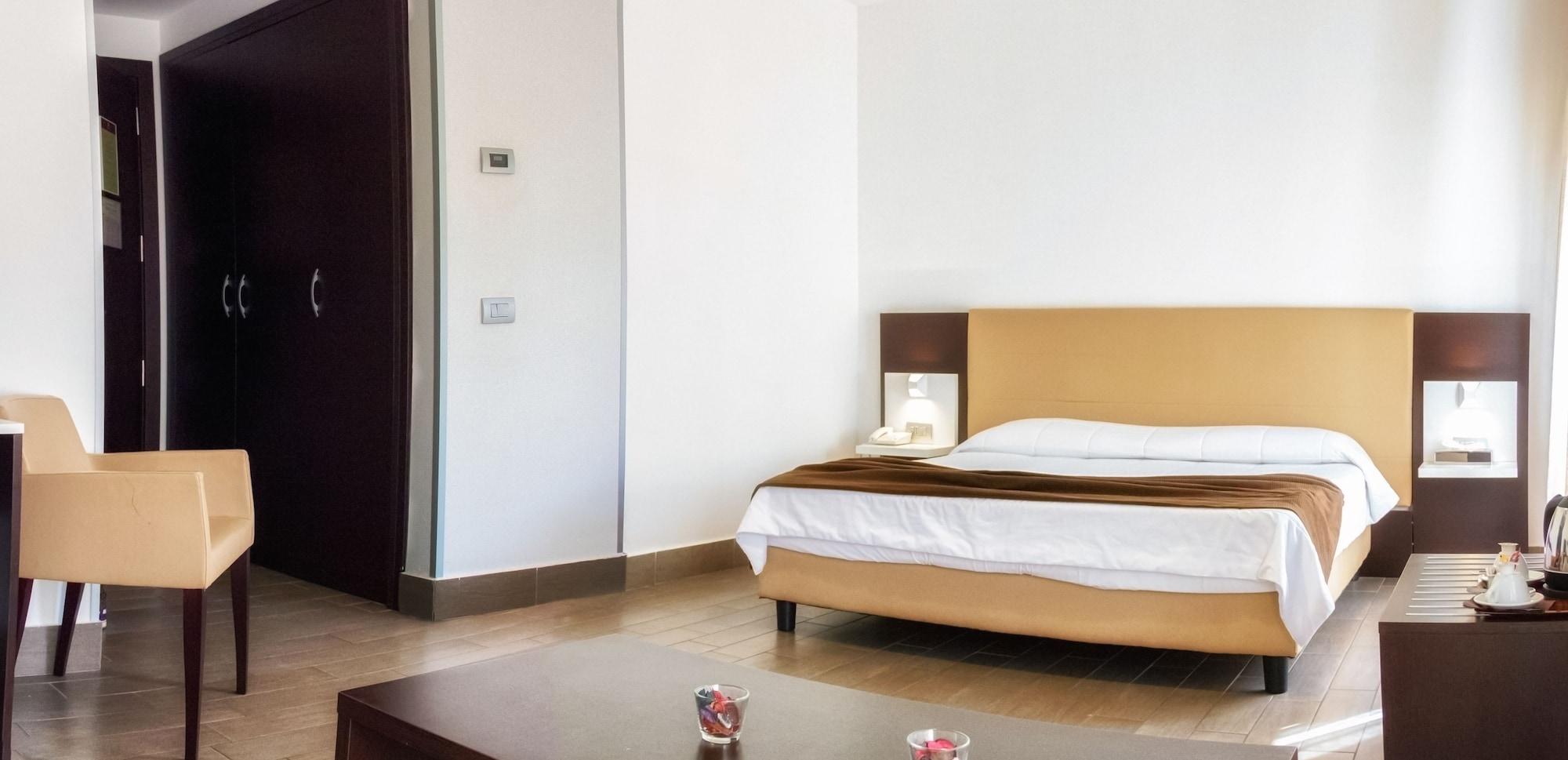 Lh Hotel Excel Roma Montemario Luaran gambar