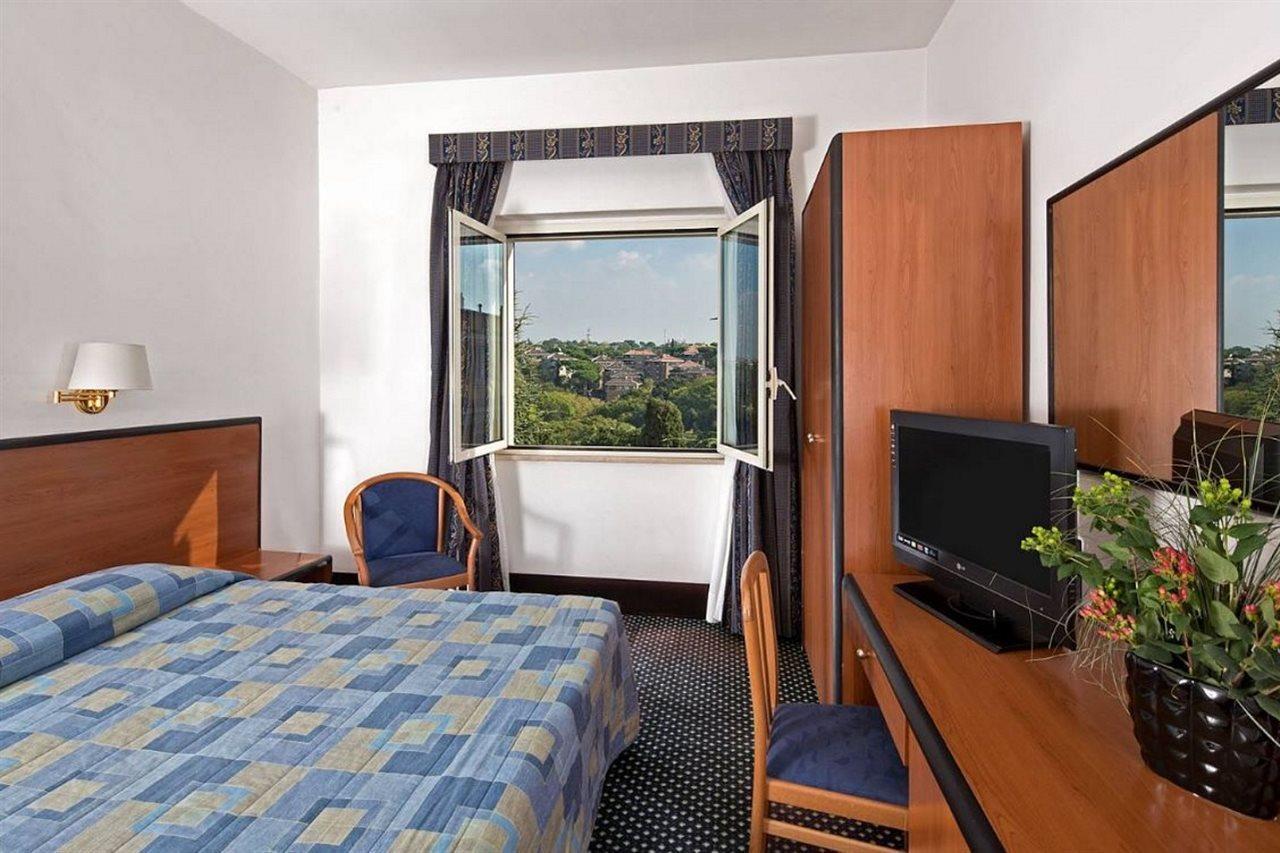 Lh Hotel Excel Roma Montemario Luaran gambar