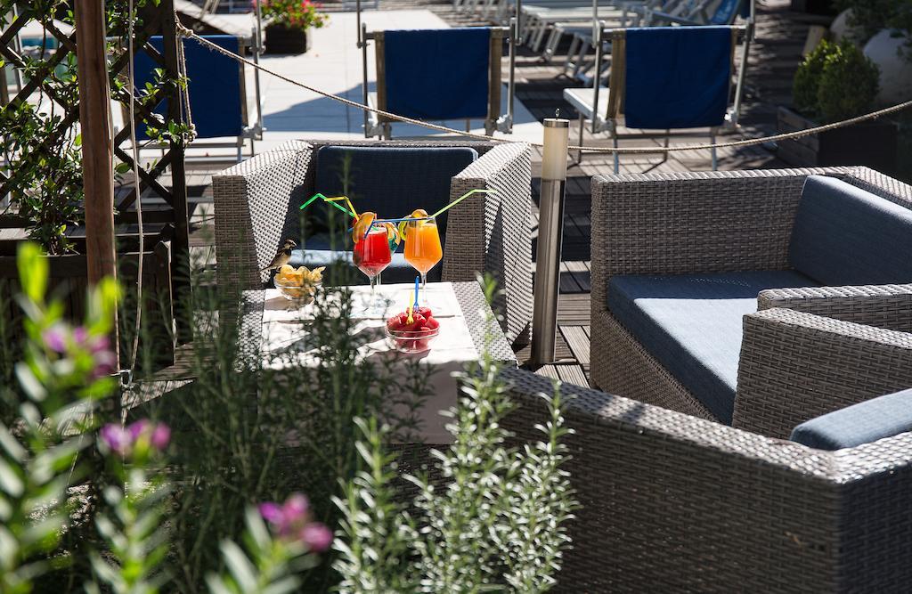 Lh Hotel Excel Roma Montemario Luaran gambar